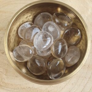 Bergkristal - Knuffelsteen Amulet