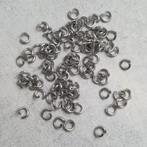 Alternative view of Ringetjes - RVS