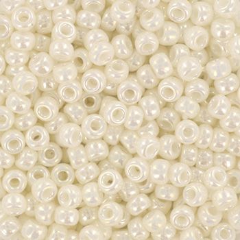 Miyuki Rocailles 8/0 - Ceylon Ivory Pearl